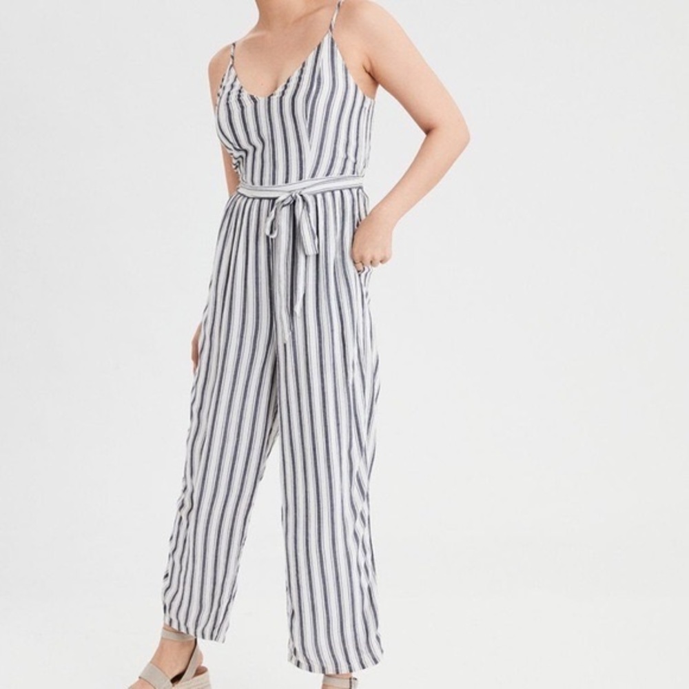 American Eagle Blue and White Stripped Jumpsuit Size Medium